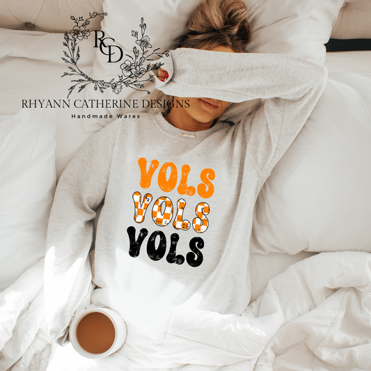 Ash gray sweatshirt, TN Vols crewneck, cozy sweatshirt, stacked vols, checkered vols